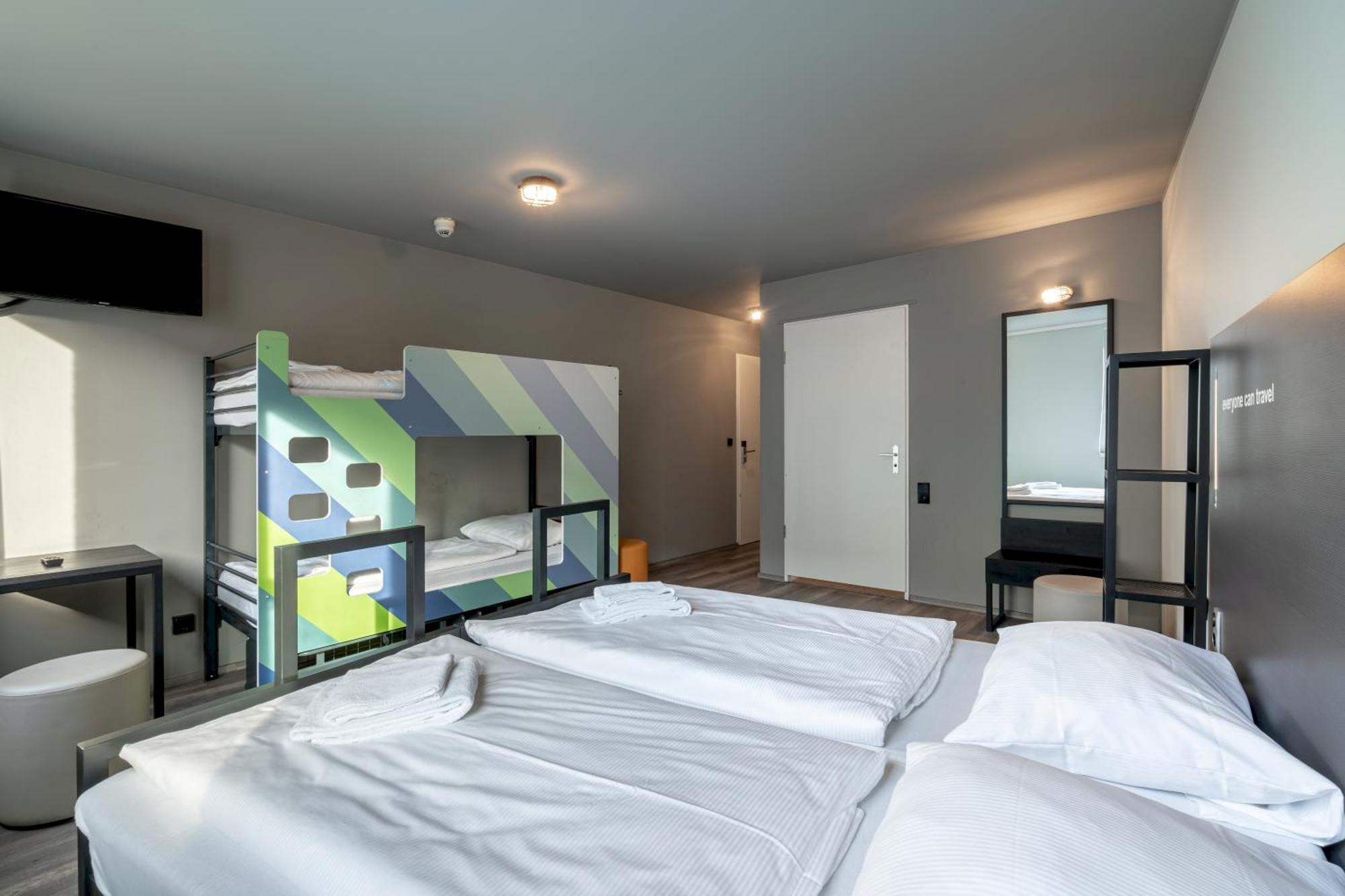 A&O Berlin Friedrichshain Δωμάτιο φωτογραφία