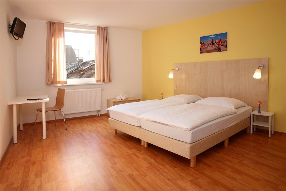 A&O Berlin Friedrichshain Εξωτερικό φωτογραφία
